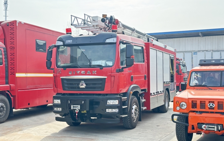 ���ݳ�������(zh��n)����܇�����а�ȫ�����o(h��)�߸߿վ�Ԯ��Ӣ���l(w��i)ʿ